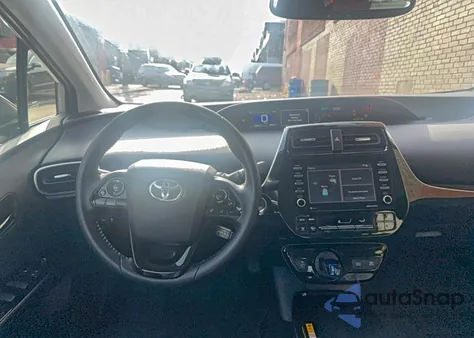 2022 Toyota Prius Le z USA, uszkodzony, nr VIN JTDL9MFU8N3035685